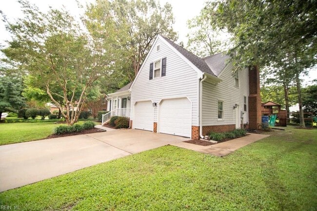 Photo - 1414 Plantation Lakes Cir House