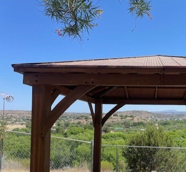 Building Photo - 2 Bedroom Guest Suite with Incredible View...