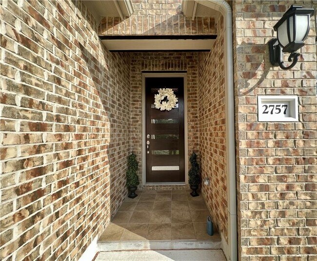 Foto del edificio - 2757 Bocelli Pl
