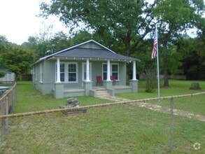 Building Photo - 5829 Butler St
