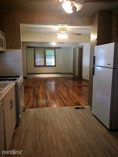 Foto del edificio - 2 br, 1 bath House - 4700 Liberty Street
