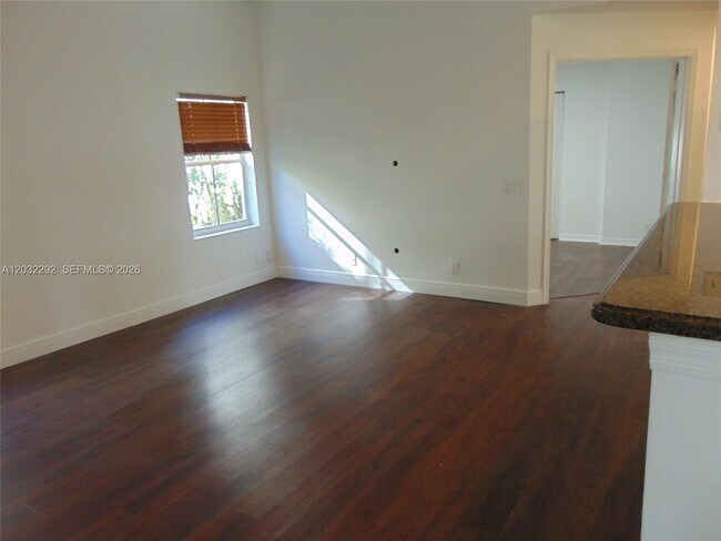 Building Photo - 624 Vista Meadows Dr
