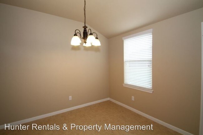 Foto del edificio - 3 br, 2 bath Apartment - 4607-B Cambridge Dr