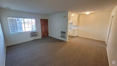 Building Photo - 856 N Euclid St