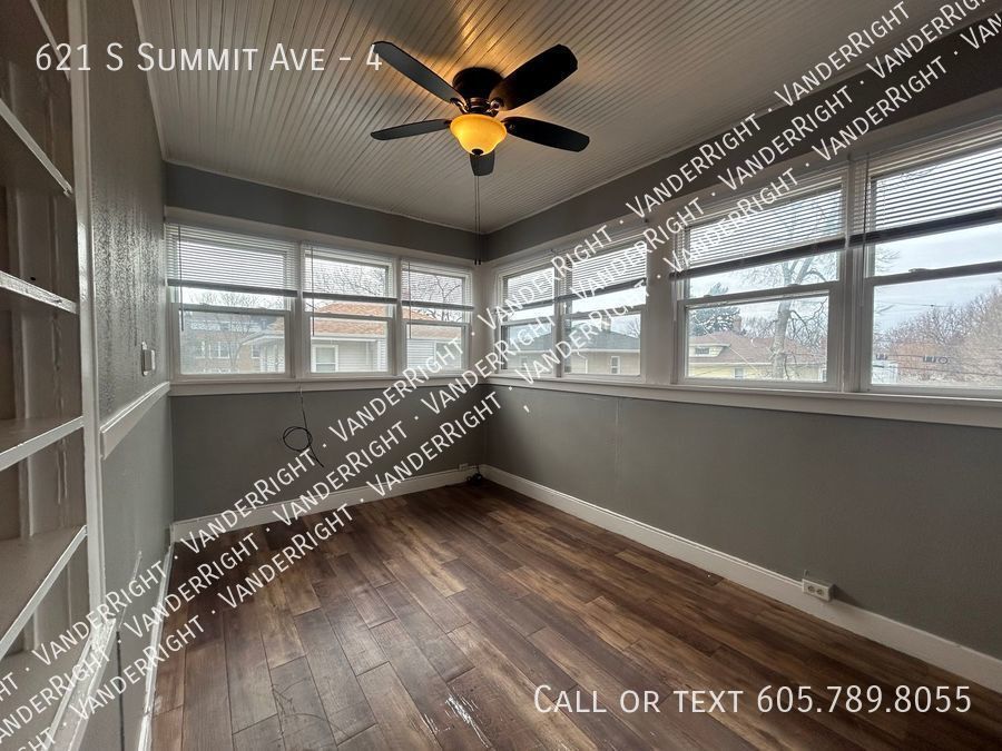 Primary Photo - Charming 1 Bedroom - 2nd Floor - Apartment!