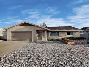 Building Photo - 413 E Fremont Dr