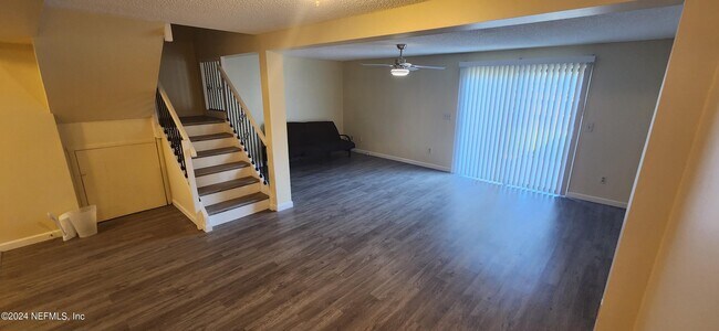 Foto del edificio - 7016 Prestwick Cir S