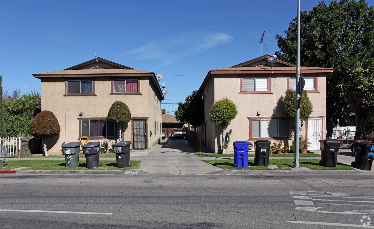 Primary Photo - 3061-3063 Randolph St