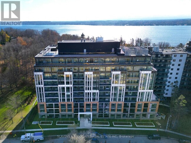 Building Photo - 41-1041 Johnson St