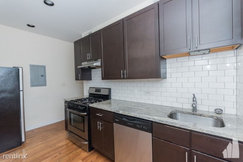 Foto principal - 854 W Cornelia Ave