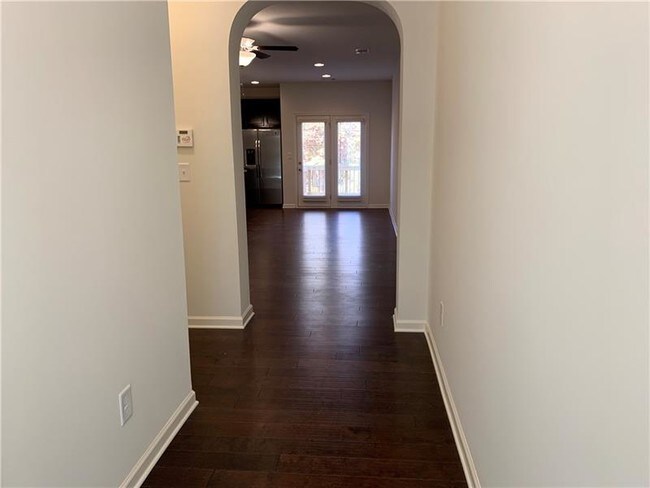 Building Photo - 2383 Belmont Pl