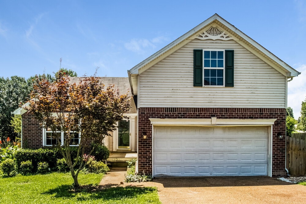 Primary Photo - 2305 Leighton Way