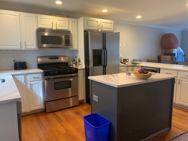 Foto del edificio - 37 Parker St