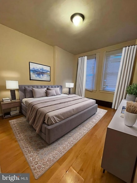 Photo - 840 E Westmoreland St Townhome