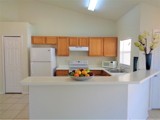 Building Photo - Vero Beach Rentals. Vero Beach Rent, LLC and Property Management Company
