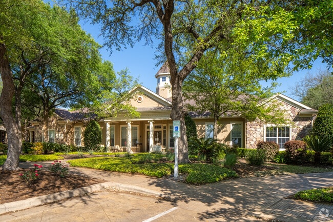 Building Photo - MAA Canyon Creek