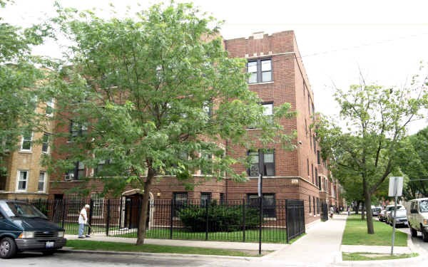 Primary Photo - 7755 S Phillips Ave