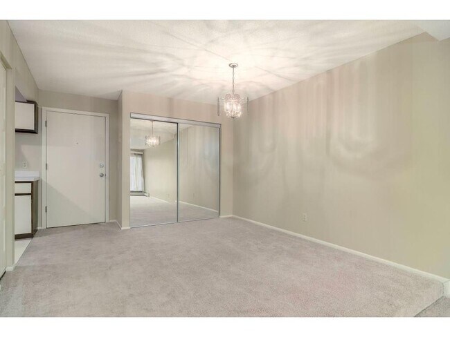 Building Photo - 1601 North Innsbruck Drive, Unit 373
