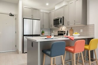 Building Photo - 45547-45547 Knight Rd