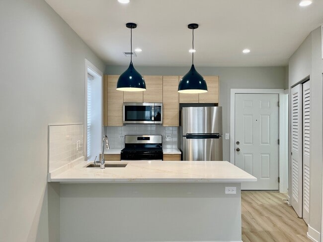 Foto del edificio - 2238 W 24th St