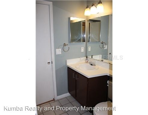 Building Photo - 2513 Grassy Point Dr