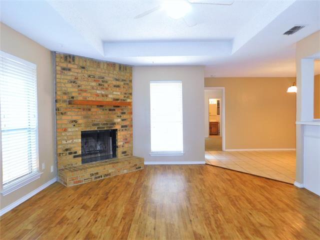 Foto del edificio - 8835 Camfield Wy