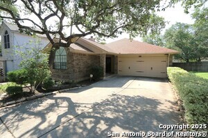 Foto del edificio - 8810 Lost Arbor Cir
