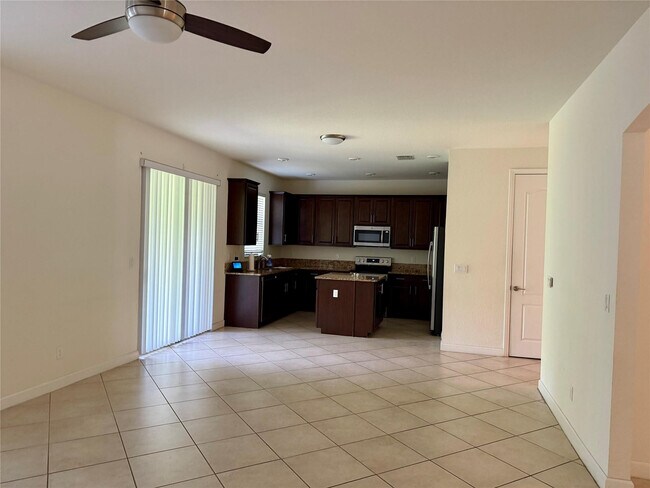 Foto del edificio - 4386 Buena Tara Dr