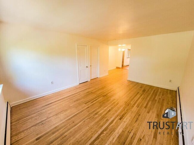 Foto del edificio - 3 bedroom house in North East Philadelphia