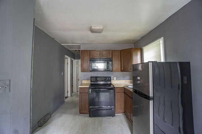 Foto del edificio - 3005 Ingleside Ave