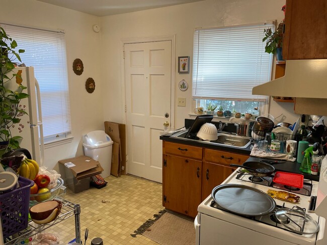 Foto del edificio - Cozy 1BR Normaltown Home