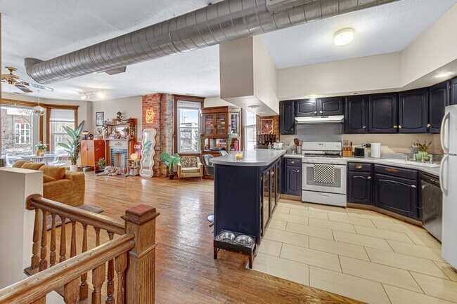 Foto del edificio - 1210 N Marion Ct