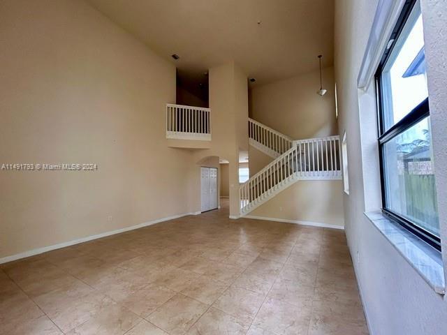 Building Photo - 14435 SW 16th St