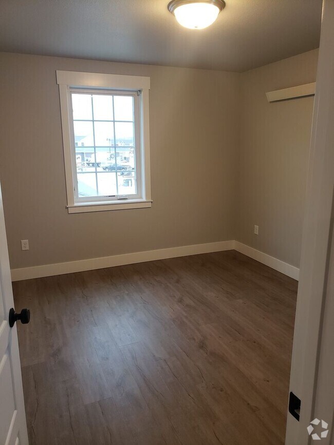 Building Photo - 6144 Elysian Rd
