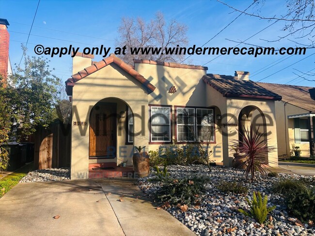 Photo - Beautifully Remodeled 2 Bedroom, 2 Bath Duplex on Freeport Blvd COMING SOON! House