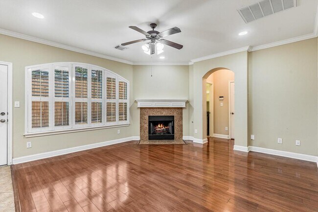 Foto del edificio - 601 12 Oaks Ln