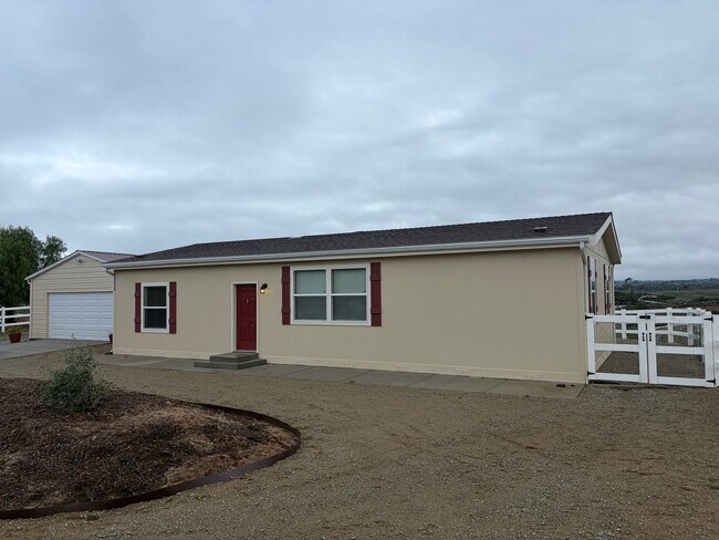 Foto del edificio - 40528 Calle Cancion