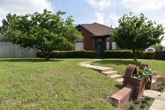 Building Photo - 5880 Baker Dr