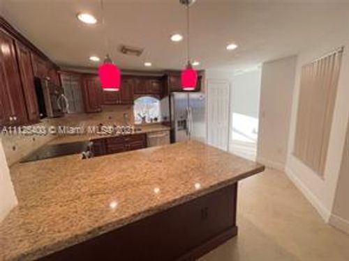 Foto del edificio - 10110 SW 154th Cir Ct