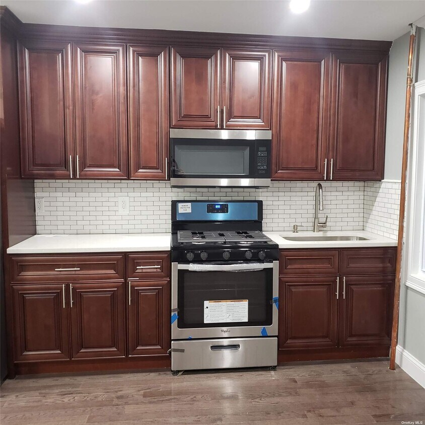 Foto principal - 159-10 Brinkerhoff Ave