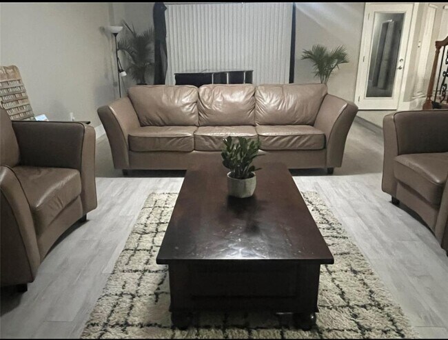 Foto del edificio - 5507 Arncliffe Dr