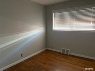 Foto del edificio - 18313 Oak Ave