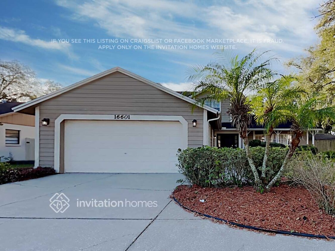 Primary Photo - 16601 Vallely Dr