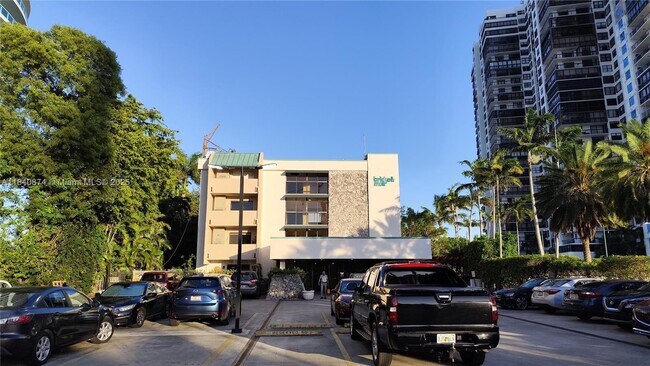 Foto del edificio - 2201 Brickell Ave