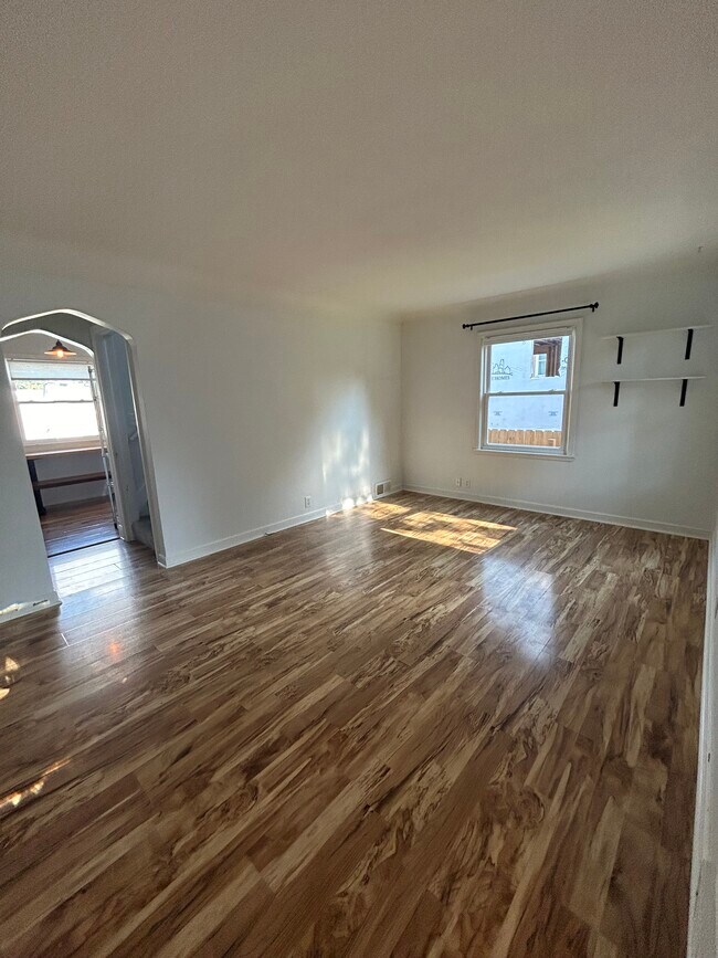 Sala de estar - 4009 3rd Ave S
