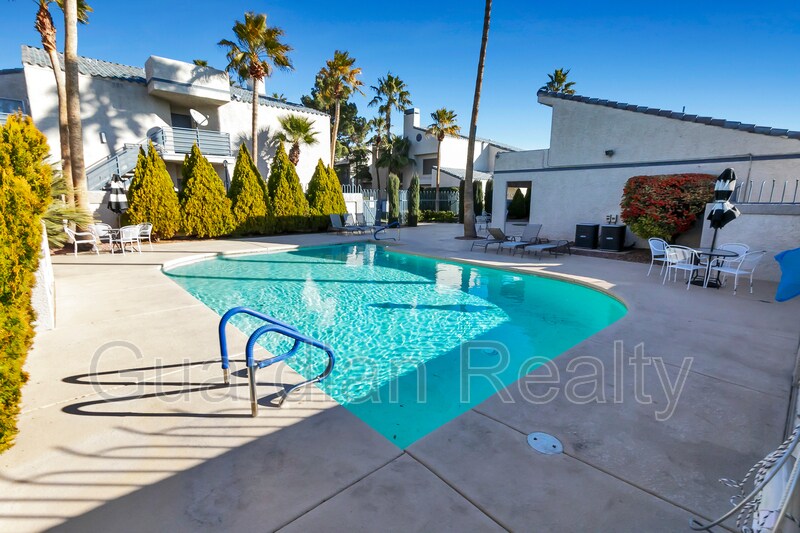 Primary Photo - 6250 W Flamingo Rd