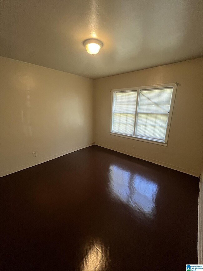 Foto del edificio - 507 31st St Ensley