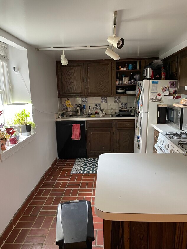 Foto principal - 4127 River Rd NW