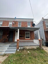 Building Photo - 117 N Front St