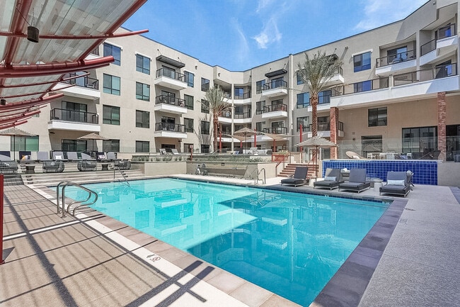 Building Photo - The Griffin